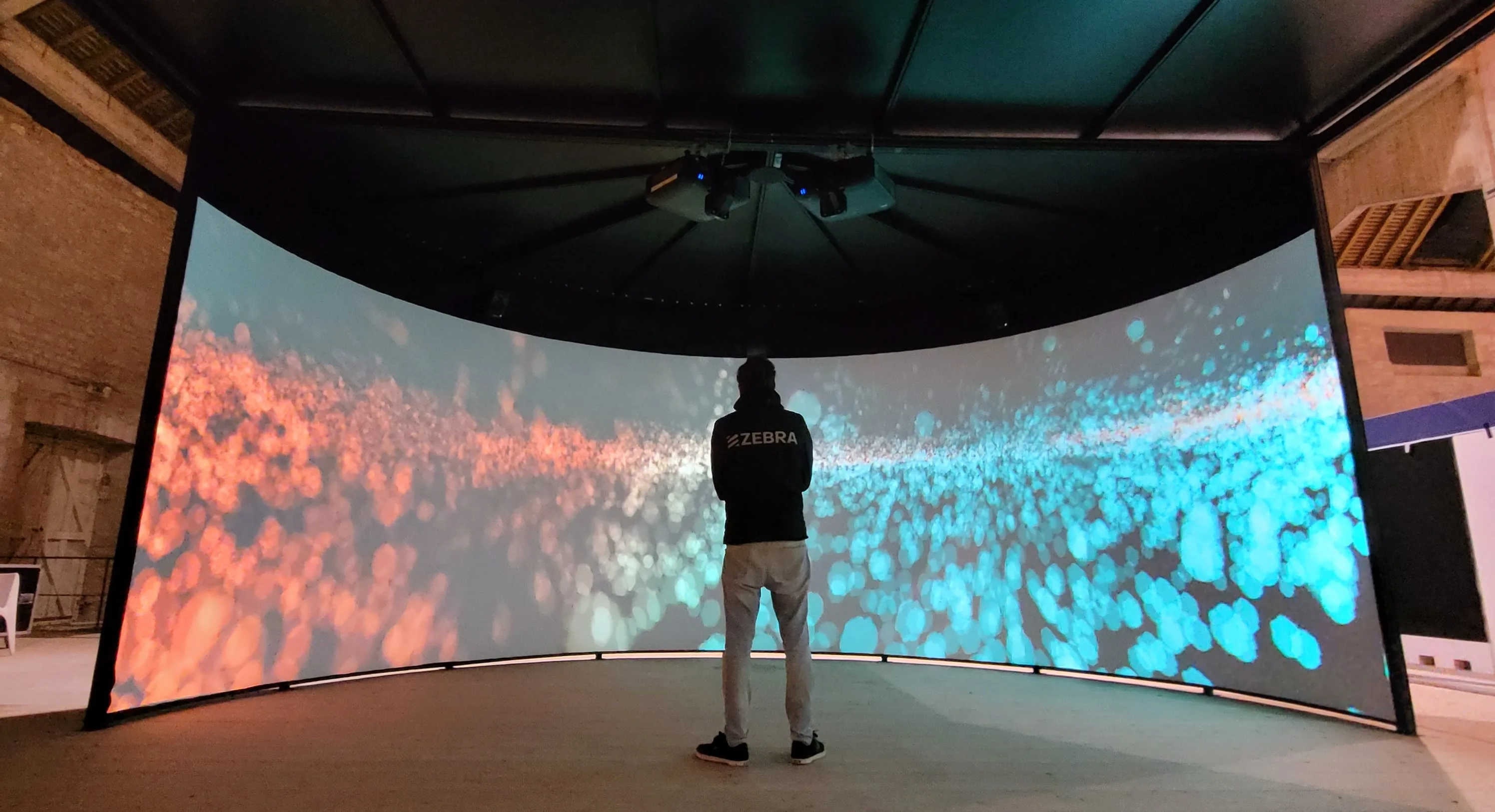 Immersive educational installation for museum visitors