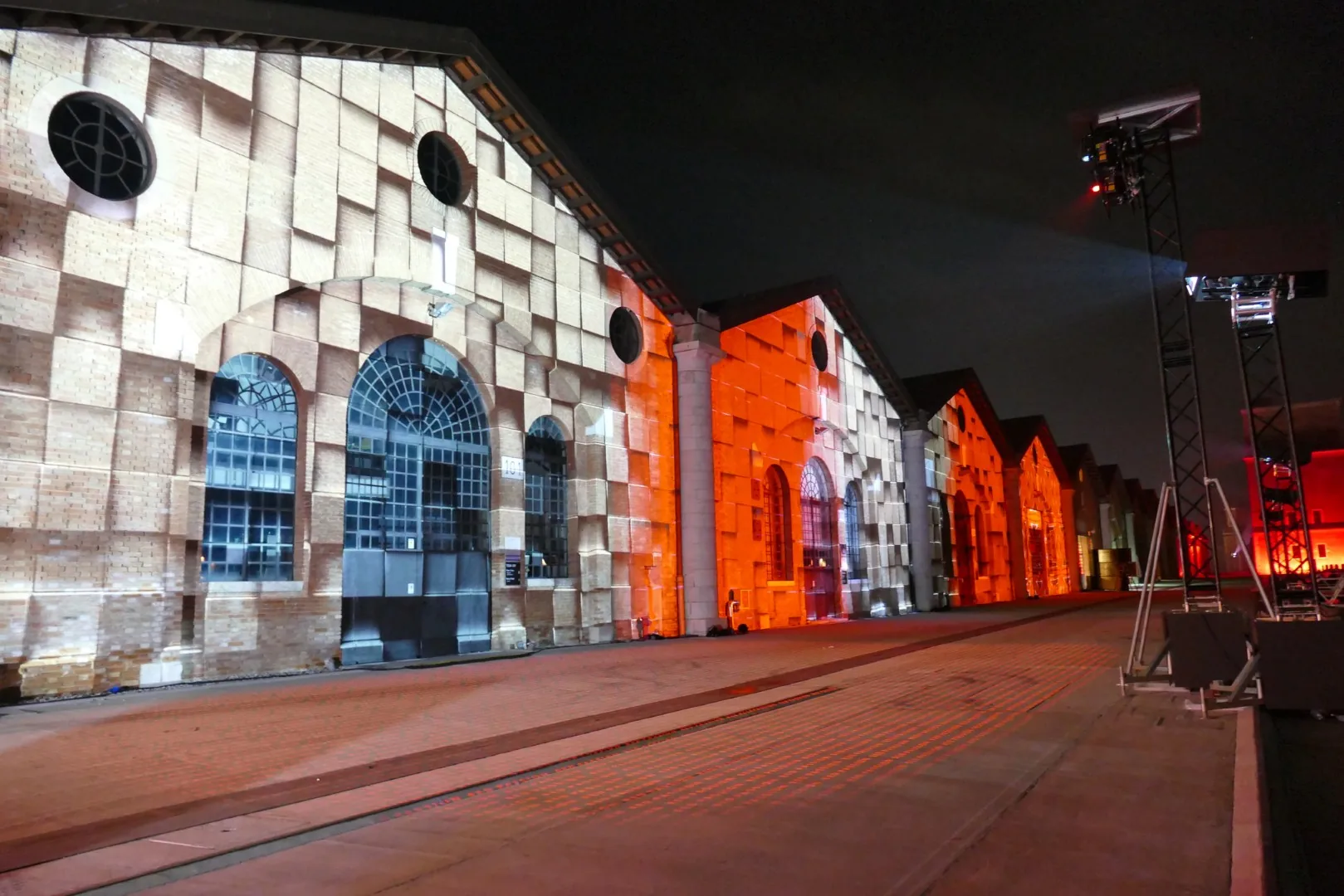Videomapping installation on architectural surfaces