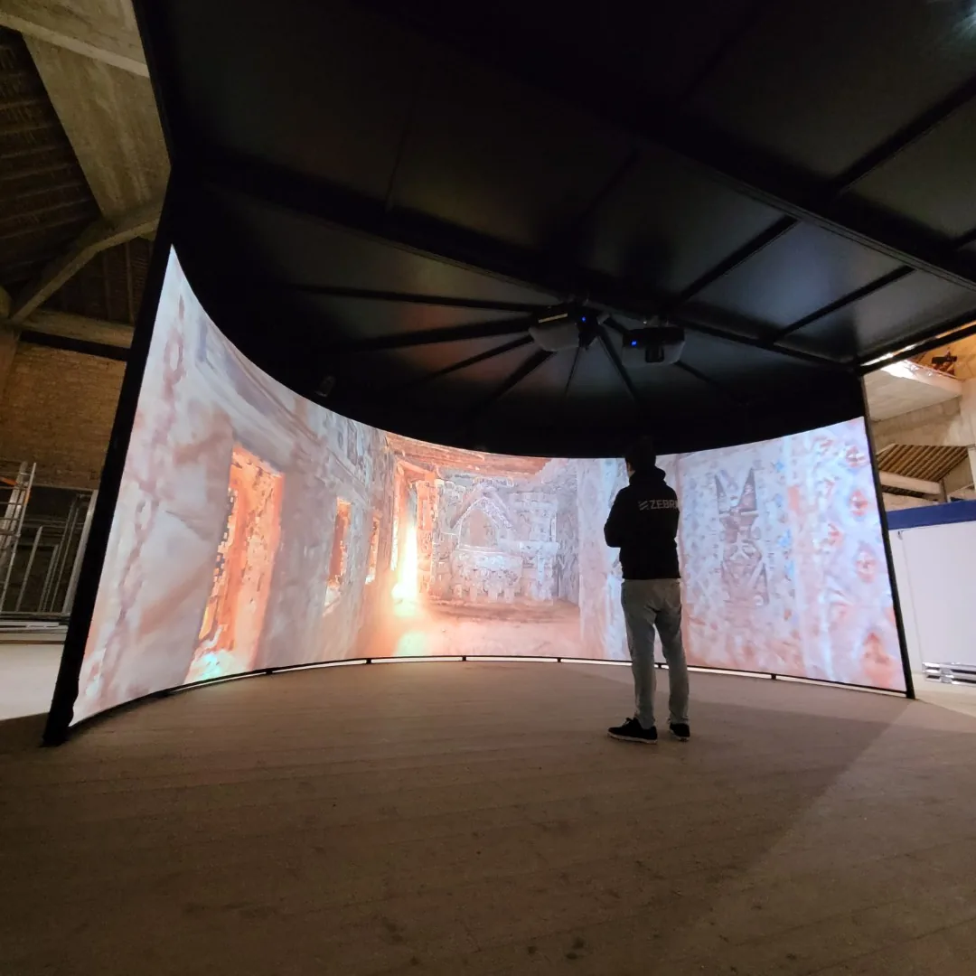 Immersive museum installation